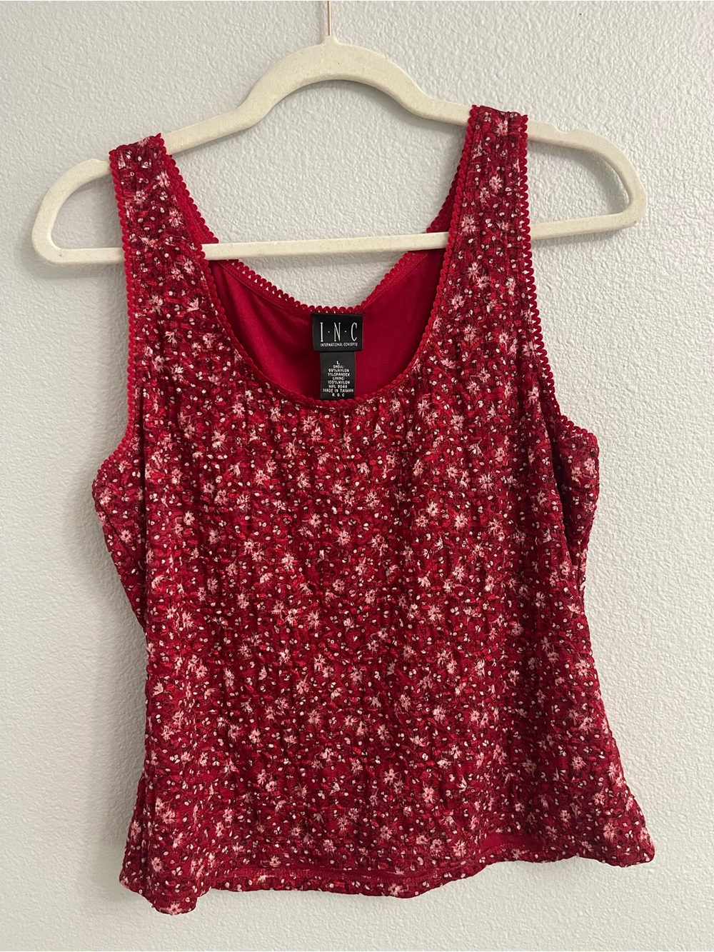 Y2K INC Lace trim Red Floral Tank Top Size L